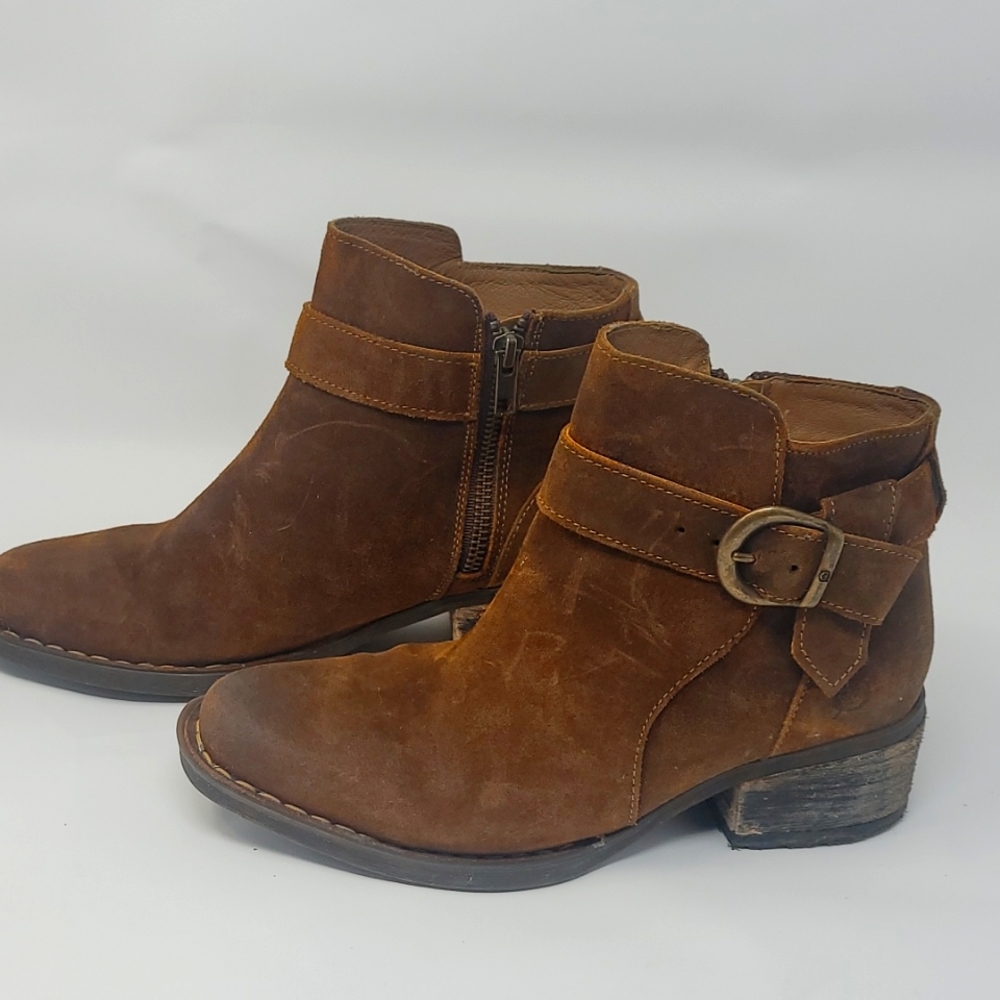Morocco Bootie Born size 7 NEW